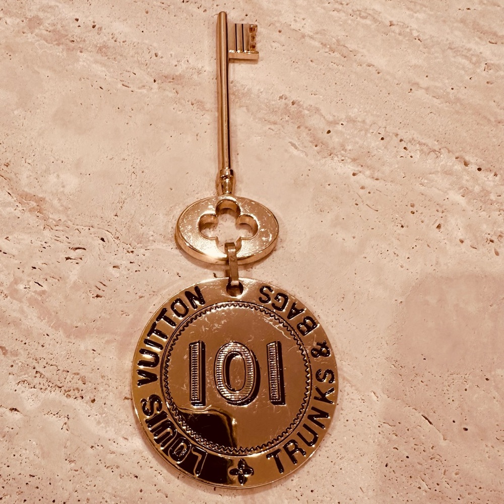 Louis Vuitton Gold Key Charm 101 trunks & bags